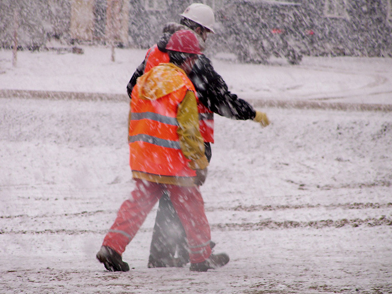 На Сахалине из-за снегопада отменили День снега - спортивный праздник, учрежденный Международной федерацией лыжного спорта