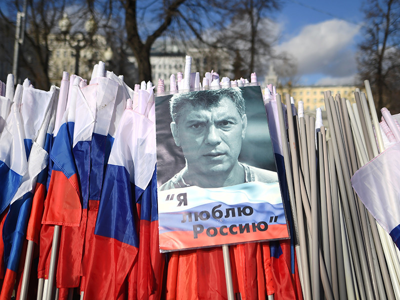 Марш и митинг памяти политика Бориса Немцова в воскресенье состоялись в Нижнем Новгороде, где начиналась его политическая карьера