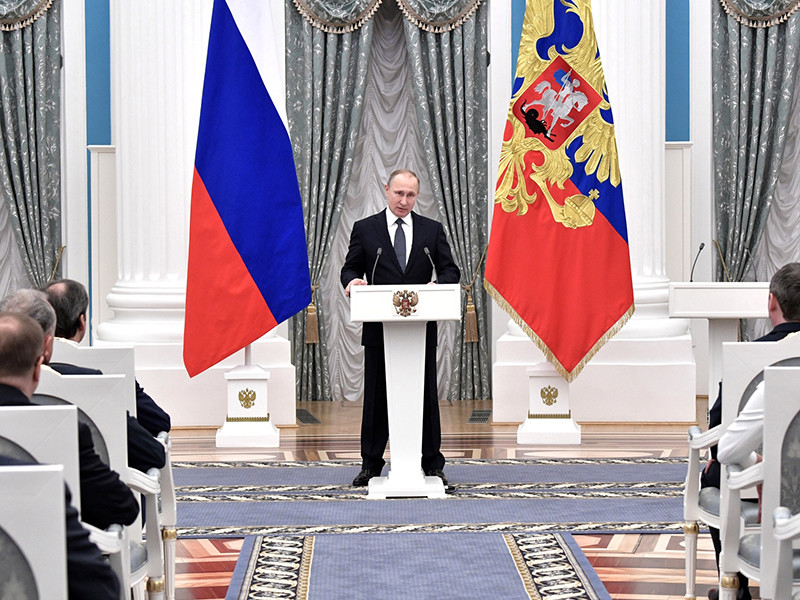Президент РФ Владимир Путин в среду, 8 февраля, на церемонии вручения молодым ученым премий в области науки и инноваций в Кремле заявил о "прекрасном будущем", которое, по его мнению, неизбежно ждет Россию