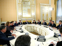 На встрече с Советом палаты Совета Федерации в среду, 15 февраля, глава правительства заявил, что порядок изменения законов должен быть "более консервативным"
