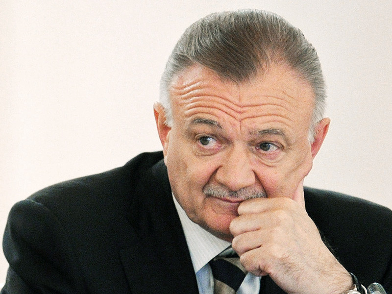 Губернатор Рязанской области Олег Ковалев объявил сегодня о досрочном сложении полномочий