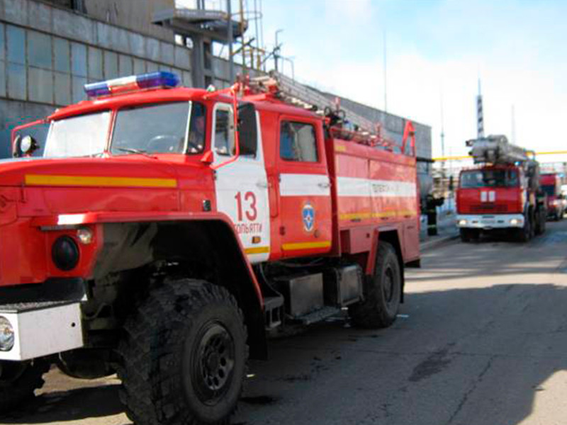 В Тольятти Самарской области на заводе "Куйбышевазот" произошел крупный пожар