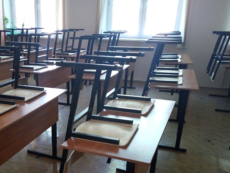 Самарские школьники взбунтовались из-за поборов на охрану и уборку