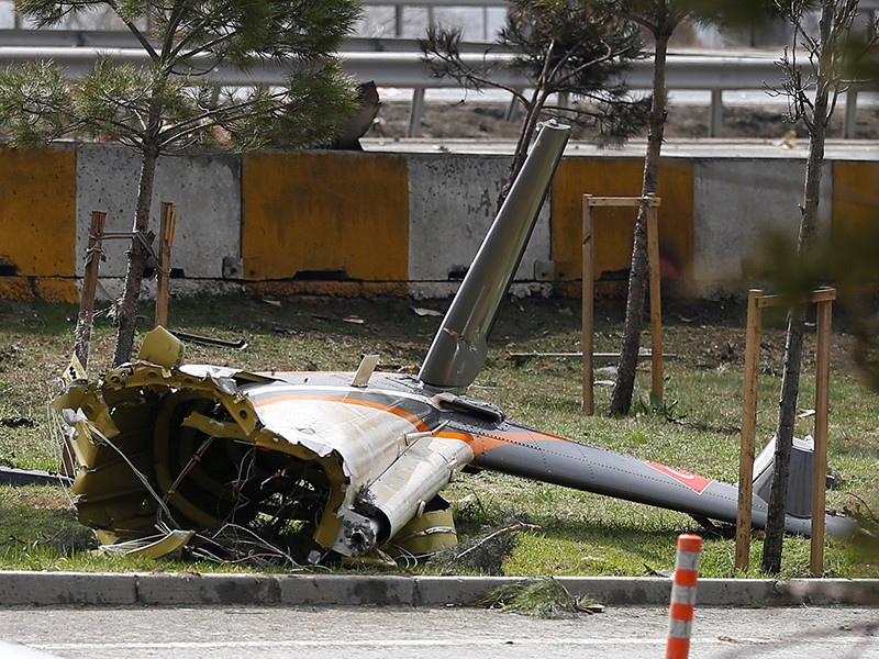 Тела погибших при крушении вертолета в Стамбуле доставлены в Санкт-Петербург