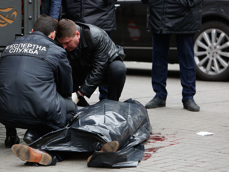 Следственный комитет РФ возбудил уголовное дело по факту убийства в Киеве бывшего депутата Госдумы Дениса Вороненкова