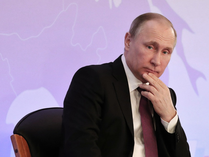 Президент Владимир Путин утвердил членами Общественной палаты (ОП) России 40 человек, составляющих президентскую квоту в этой организации. Соответствующий указ опубликован 20 марта на сайте Кремля