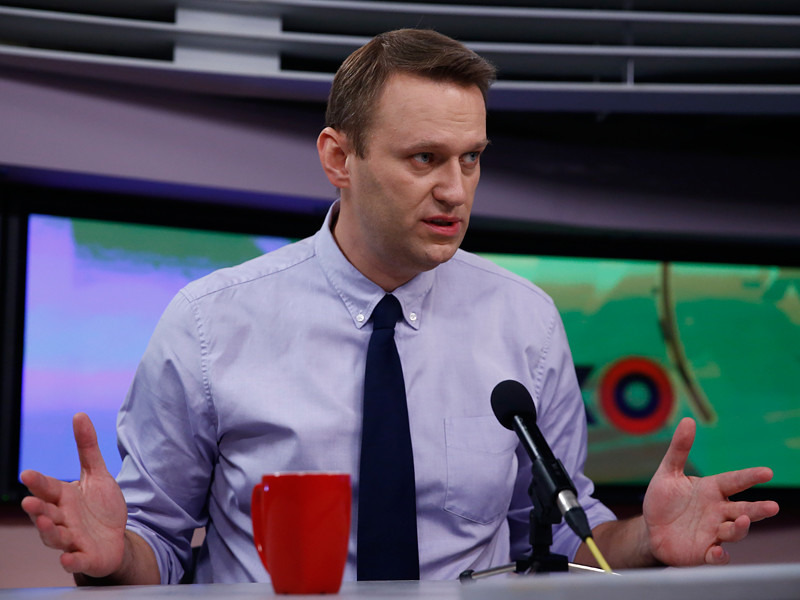 Политик Алексей Навальный, которому мэрия Москвы накануне отказала в проведении антикоррупционного марша по Тверской улице, объявил шествие согласованным