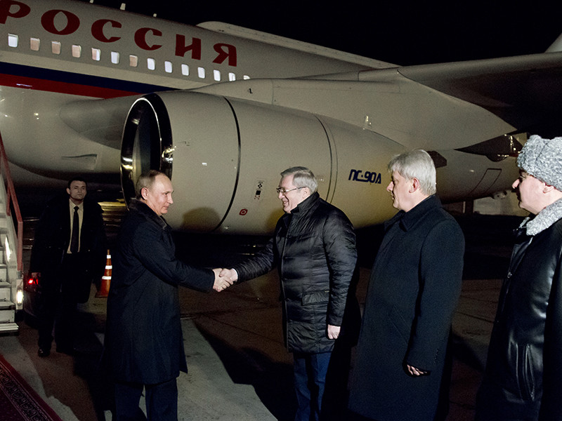 Президент РФ Владимир Путин в среду, 1 марта, прибыл в Красноярск на совещание по подготовке к Универсиаде-2019