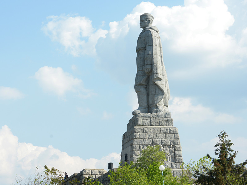 Министерство иностранных дел РФ направило ноту протесту в МИД Болгарии в связи с нападением на легендарный памятник "Алеша" в Пловдиве