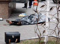 Бывший депутат Госдумы Денис Вороненков был убит днем в четверг в центре Киева на углу улицы Пушкинской и бульвара Шевченко возле отеля Premier Palace

