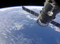"Роскосмос" исключил из отряда космонавтов трех человек