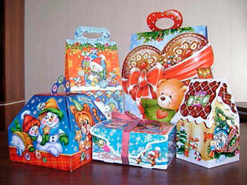 Поставщика новогодних подарков для льготников в Иркутске оштрафовали за конфеты с насекомыми