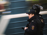 В Петербурге на станции метро "Приморская" задержали человека c гранатой без тротила