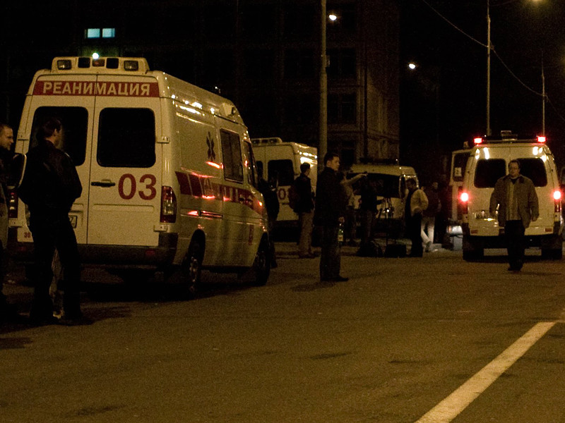 В Москве в среду вечером в подъезде дома, расположенного на Алтуфьевском шоссе, неизвестный застрелил женщину и скрылся с места происшествия
