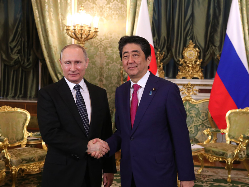В Кремле прошли переговоры президента России Владимира Путина и премьер-министра Японии Синдзо Абэ