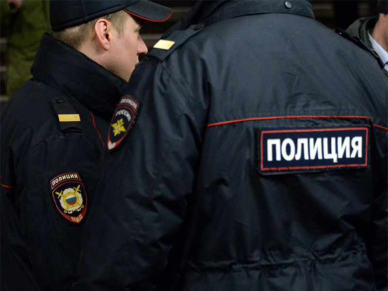 Сторонников Навального, задержанных за проведение агитационной акции в Тюмени, отпустили из отделения полиции
