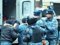 По данным "ОВД-Инфо", в Иркутске в первой половине дня задержали минимум четверых активистов. "Медиазона" сообщает о том, что в полицию забрали восемь человек, при этом им не предоставили адвокатов в ходе многочасовых допросов

