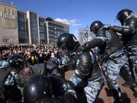 СК насчитал более семи пострадавших полицейских на митинге "Он нам не Димон" в Москве