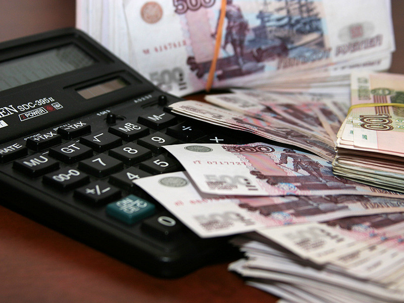 Резко выросло число жалоб россиян на невыплату зарплат
