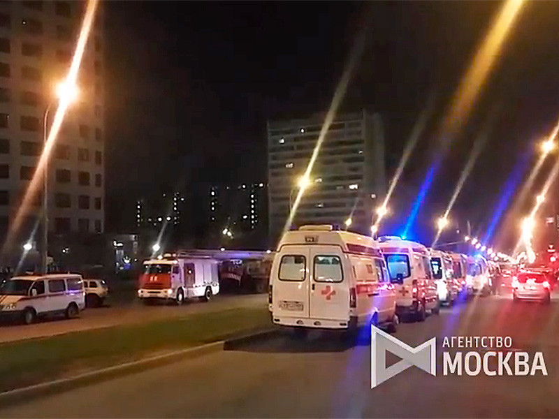 Более 30 человек пострадали в результате пожара в 40-этажном жилом доме на Профсоюзной улице на юго-западе Москвы