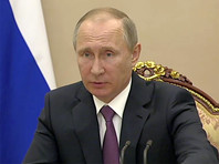 Путин призвал проиндексировать зарплаты бюджетников, не охваченных "майскими указами"