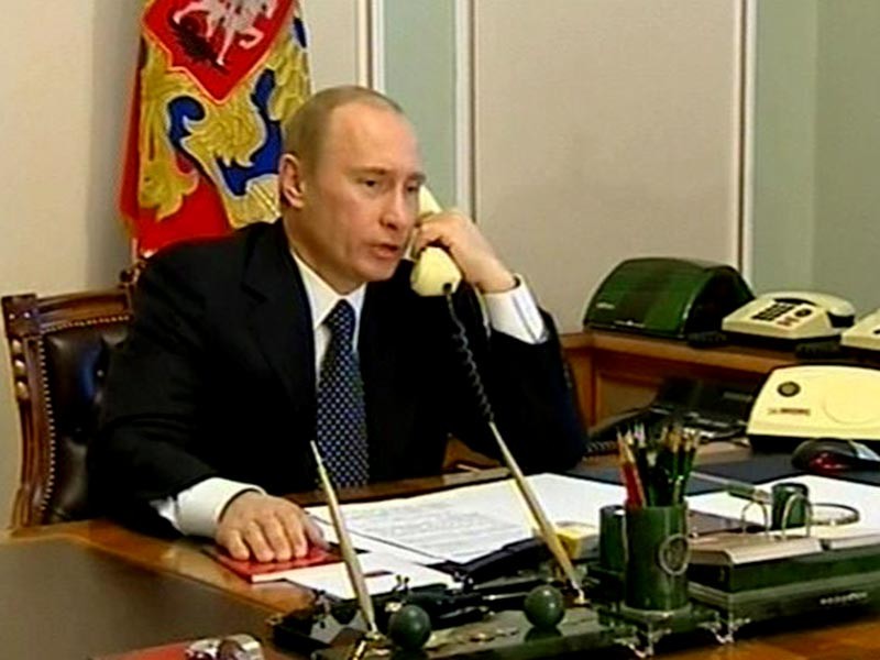 Вечером 2 мая состоялся телефонный разговор президента РФ Владимира Путина с президентом США Дональдом Трампом


