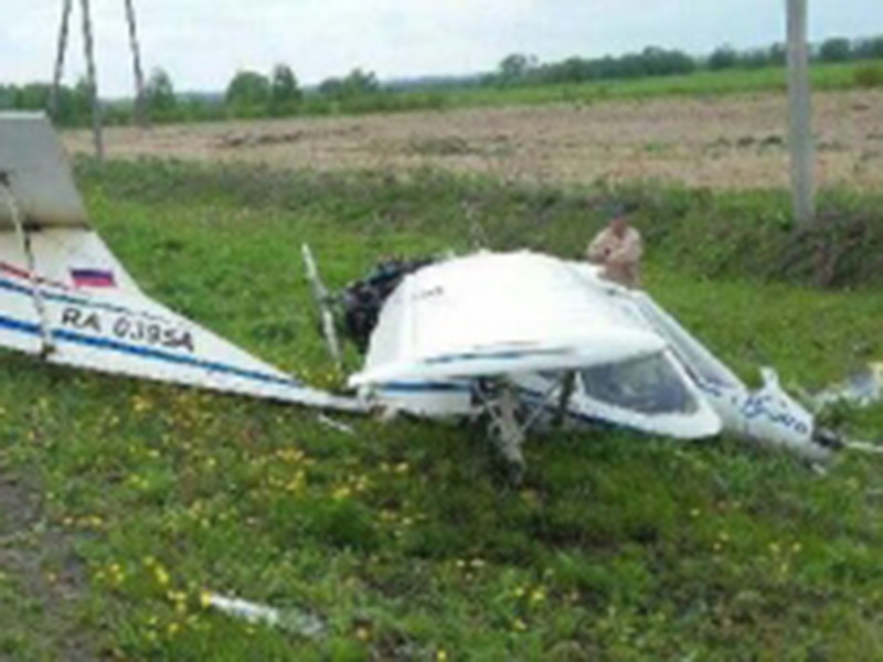 В Пензенской области разбился легкомоторный самолет "Бекас Х-32", задействованный в опылении полей химикатами