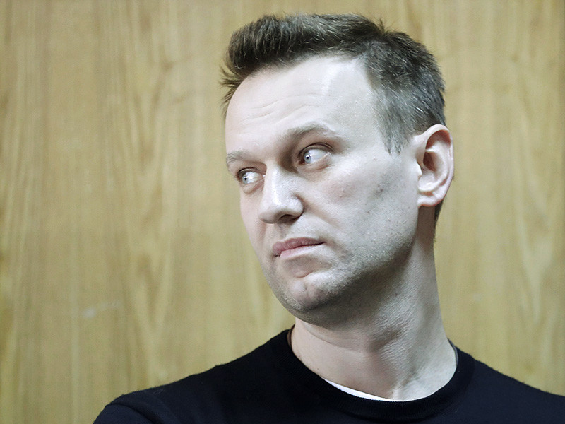Прокурор в среду, 3 мая, попросил оставить в силе приговор оппозиционеру Алексею Навальному по делу о растрате более 16 миллионов рублей компании "Кировлес"