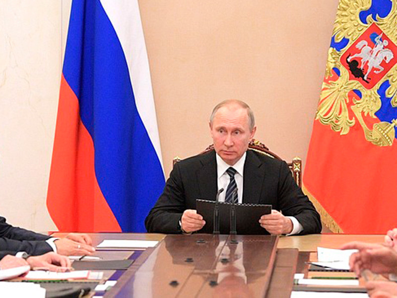 Президент России Владимир Путин 29 мая подписал указ о проведении в России Десятилетия детства