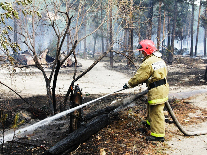 В Бурятии введен режим ЧС из-за лесных пожаров, сообщается на сайте республиканского агентства лесного хозяйства