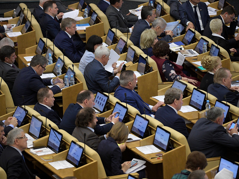 Стала известна дата первого заседания Совета блогеров в Госдуме РФ - оно состоится 19 июня. На мероприятие приглашены 25 видеоблогеров, которые пока не подтвердили свое участие