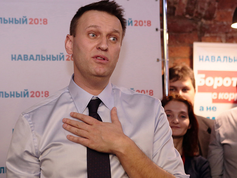 Оппозиционер Алексей Навальный заявил, что в случае избрания президентом России распустит Госдуму и проведет новые выборы