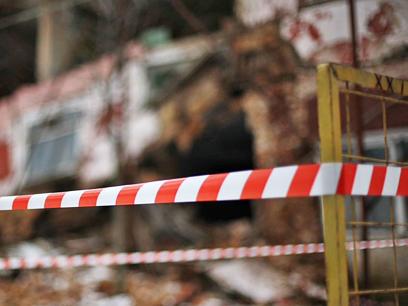 В Ростове-на-Дону из-за строительных работ обрушилась стена жилого дома