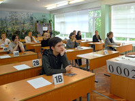 В российских школах завершился основной этап сдачи ЕГЭ. Наиболее популярным предметом по выбору, как и в 2016 году, стало обществознание - ему отдали предпочтение 54% участников Единого госэкзамена

