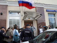 Силовики к выходу Навального на свободу взялись за его штабы: решетки на окнах, избиение, обыски