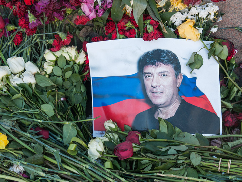 Россияне мало следили за "делом Немцова" и не понимают, кто организовал убийство, выяснил ВЦИОМ
