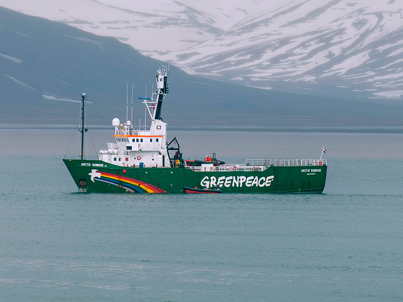 Решение суда, обязывающее Россию заплатить за инцидент с ледоколом Arctic Sunrise, в МИД назвали "поощрением противоправных действий"

