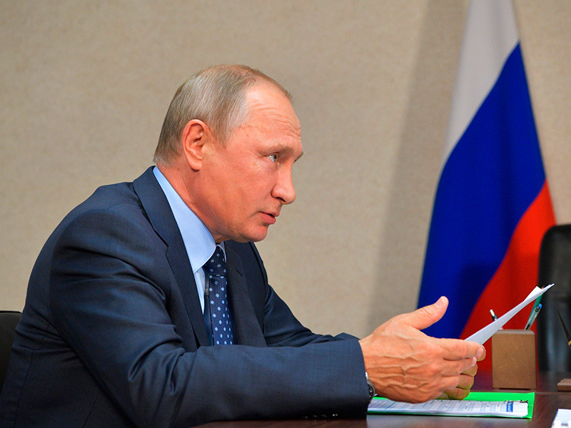 Путин велел врио главы Рязанской области поскорее разобраться с жалобами жителей, присланными на прямую линию