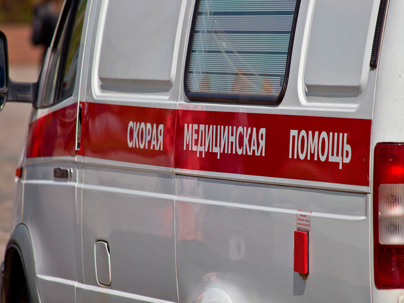 В Иркутске скорая с пострадавшим в ДТП ребенком сбила на пешеходном переходе женщину
