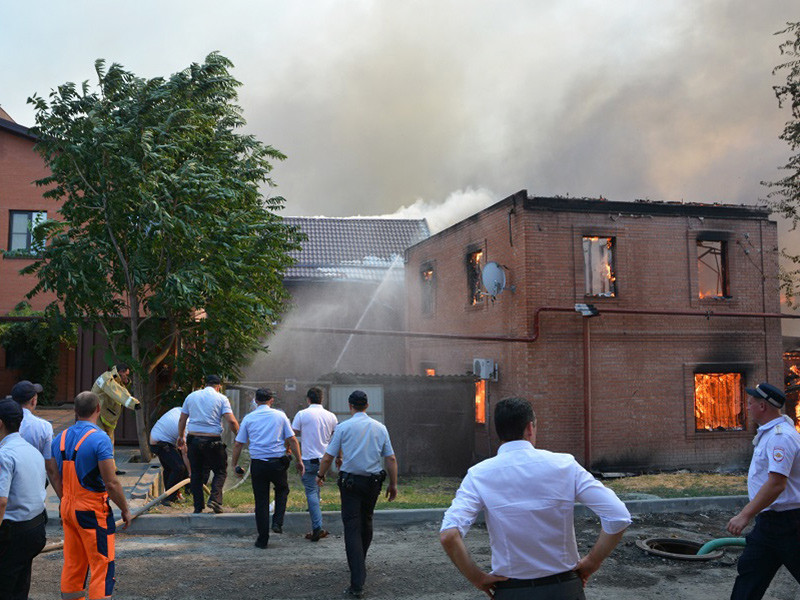 Мэр Ростова-на-Дону допустил связь пожара в городе с людьми, заинтересованными в приобретении земли