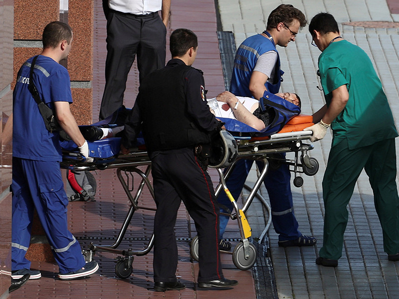 После перестрелки в Мособлсуде с членами "банды ГТА", произошедшей 1 августа, в больнице продолжают находиться двое раненых преступников