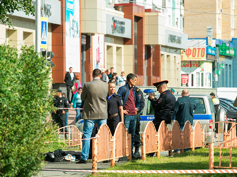 СМИ: полиция расследует дело о резне в Сургуте как теракт, 10 человек задержаны