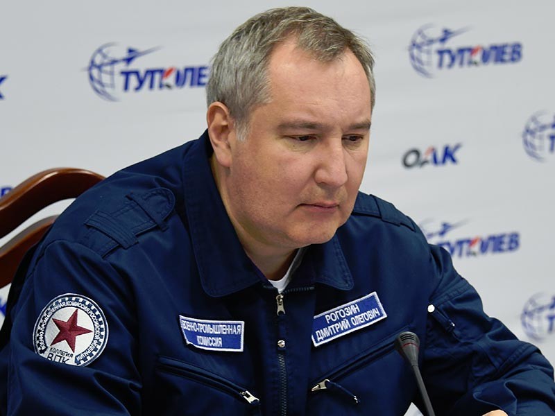 Ответственный за оборонку вице-премьер Дмитрий Рогозин предложил провести показательное сражение между танками и беспилотниками на полигоне в Нижнем Тагиле


