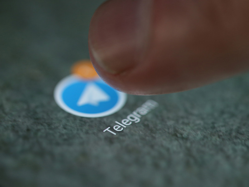 В российском правительстве не исключают вариант с блокировкой мессенджера Telegram, разработанного основателем соцсети "ВКонтакте" Павлом Дуровым, если компания не будет исполнять отечественное законодательство