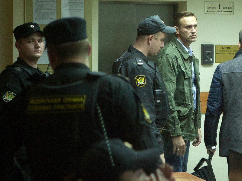 Мосгорсуд признал законным административный арест на 20 суток, назначенный оппозиционеру Алексею Навальному за неоднократные нарушения организации проведения митингов и демонстраций