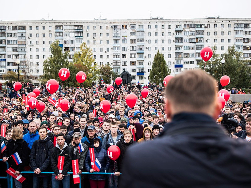 В Кремле в преддверии акций в поддержку Навального 7 октября напомнили про законодательство о митингах