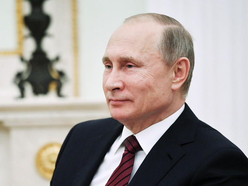 Создание "Команды Путина" (Putin Team) поддерживают две трети россиян, сообщает Всероссийский центр изучения общественного мнения (ВЦИОМ)