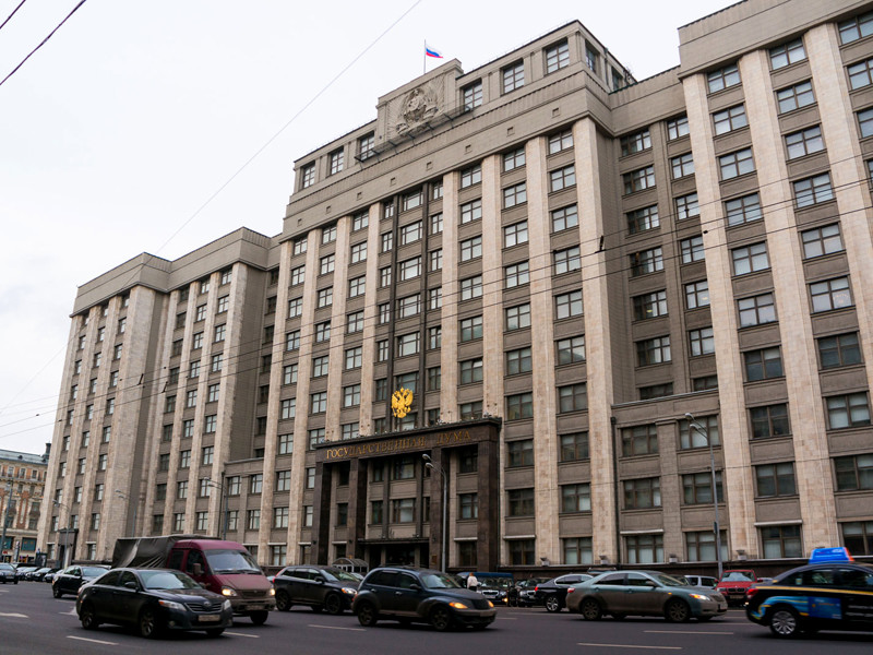 Госдума намерена сделать запрос в органы после сообщений о бомбах на пути следования кортежа Путина