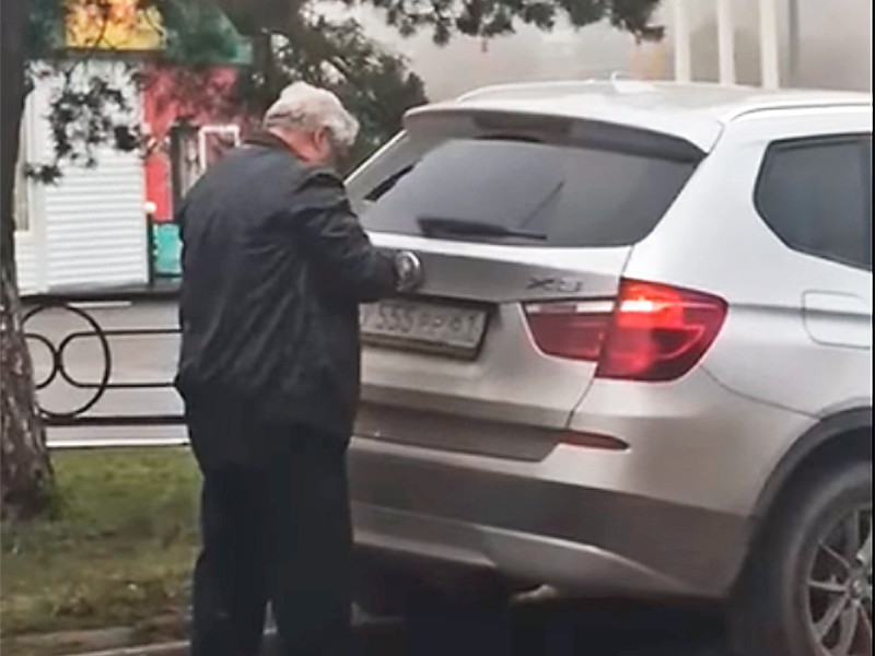 В Ростовской области пьяный судья не только устроил ДТП, но и оперативно заменил номера своего авто на другие