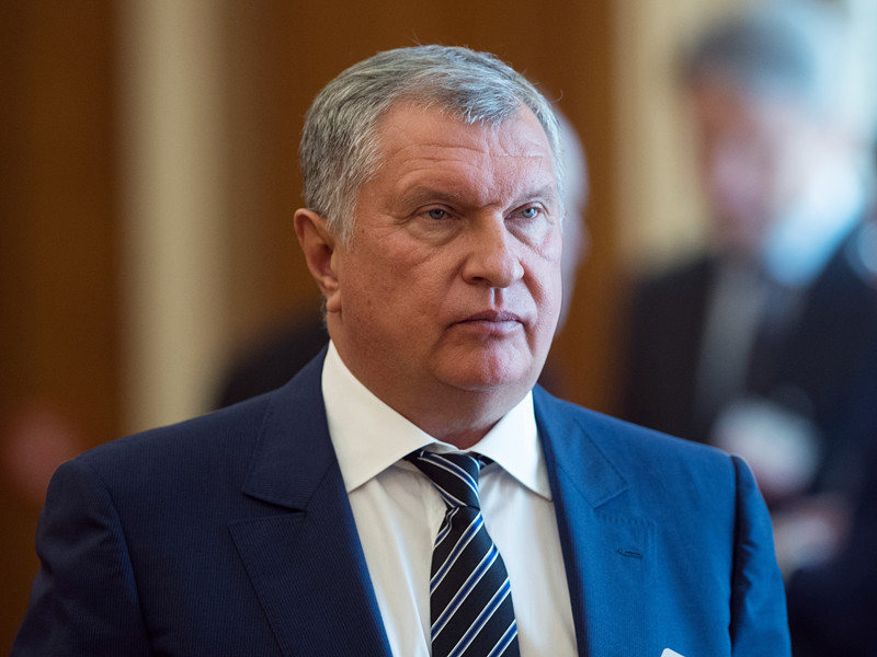 Глава "Роснефти" Игорь Сечин будет вызван в суд по делу экс-министра экономического развития РФ Алексая Улюкаева